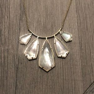 Kendra Scott necklace